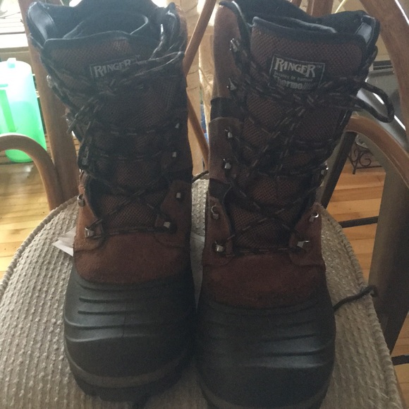Men’s Insulated All-Weather Boots - size 9 - Picture 1 of 6